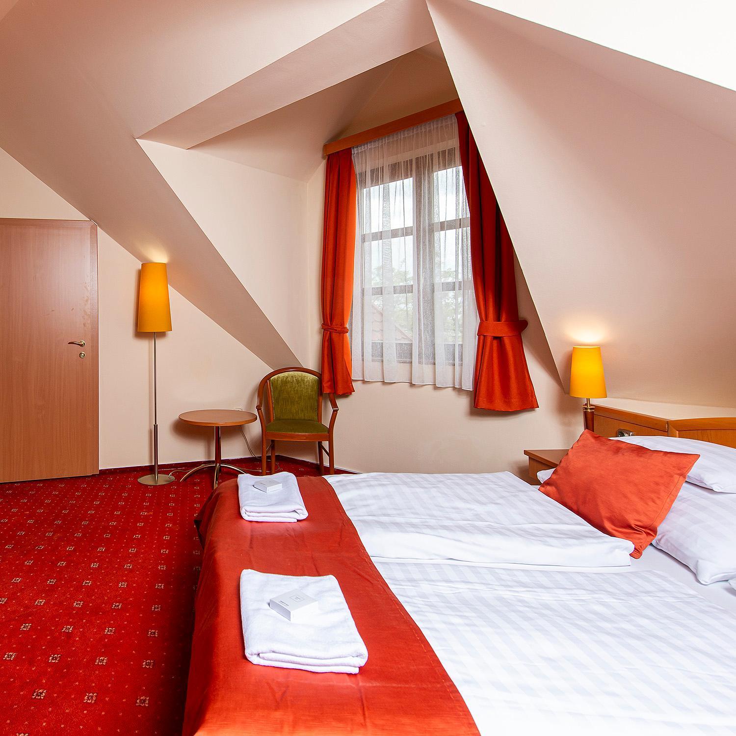 Gastland M0 Hotel & Conference Center Szigetszentmiklós Buitenkant foto