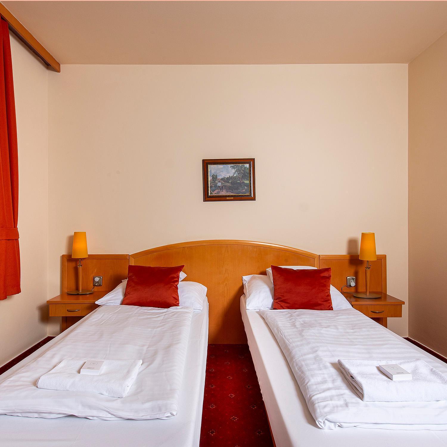 Gastland M0 Hotel & Conference Center Szigetszentmiklós Buitenkant foto