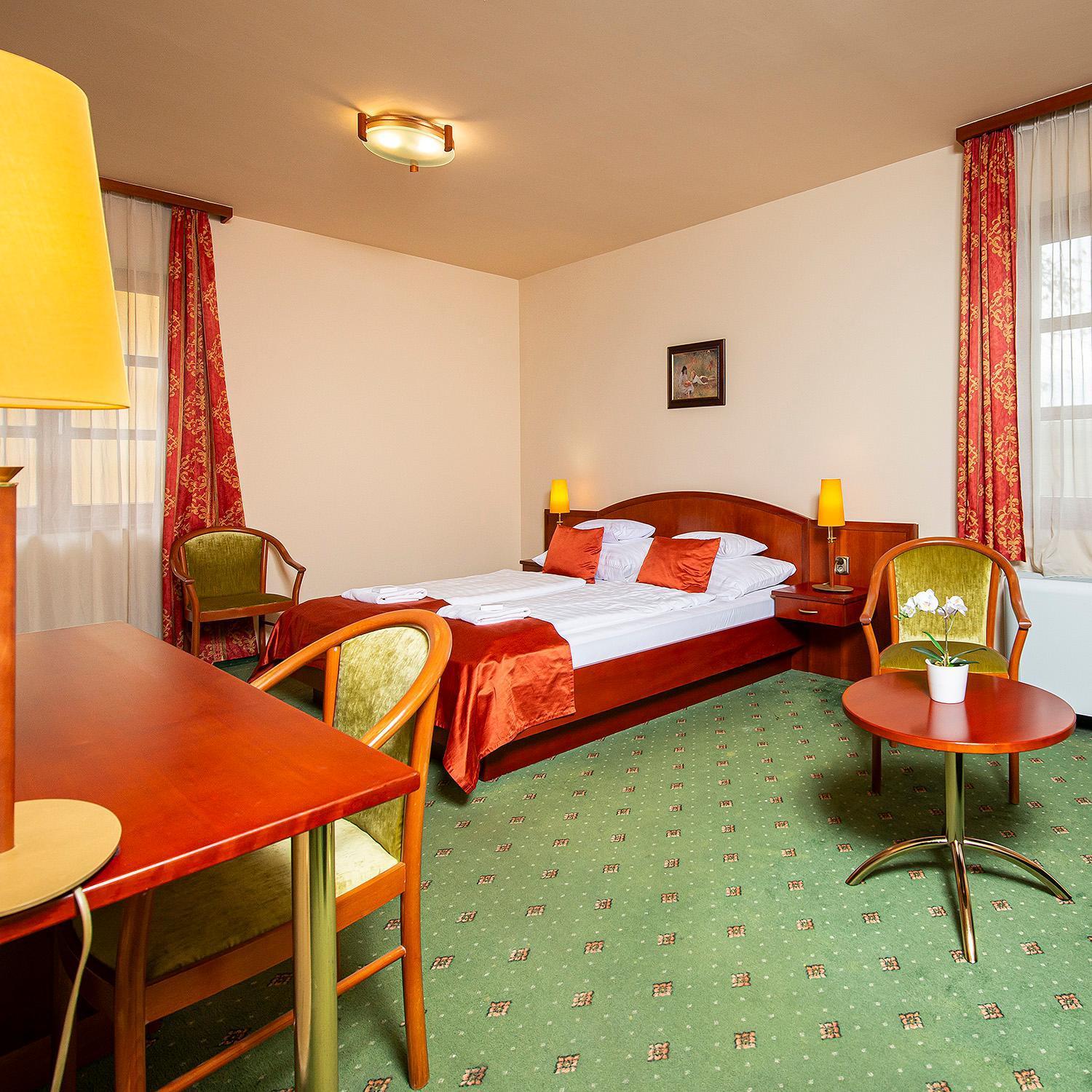 Gastland M0 Hotel & Conference Center Szigetszentmiklós Buitenkant foto