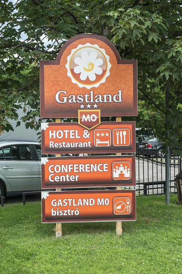 Gastland M0 Hotel & Conference Center Szigetszentmiklós Buitenkant foto